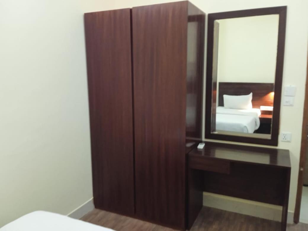 Richmond Hotel 巴纳内拉斯 外观 照片